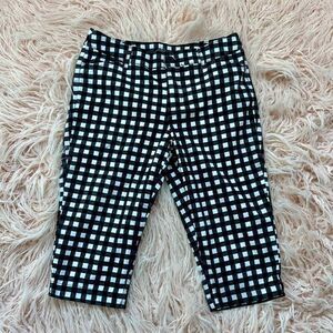 Women’s Size 14 Petite Capri Pants